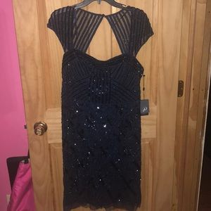 NWT!! Beautifully beaded Adrianna Papell dress!